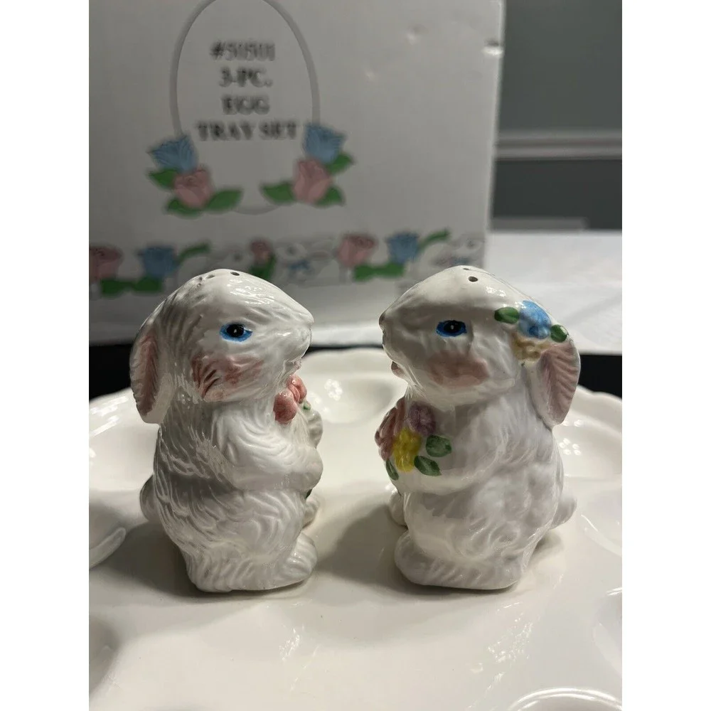 Ceramic Easter Egg Plate with Bunny Rabbit Salt n Pepper Shakers IOB